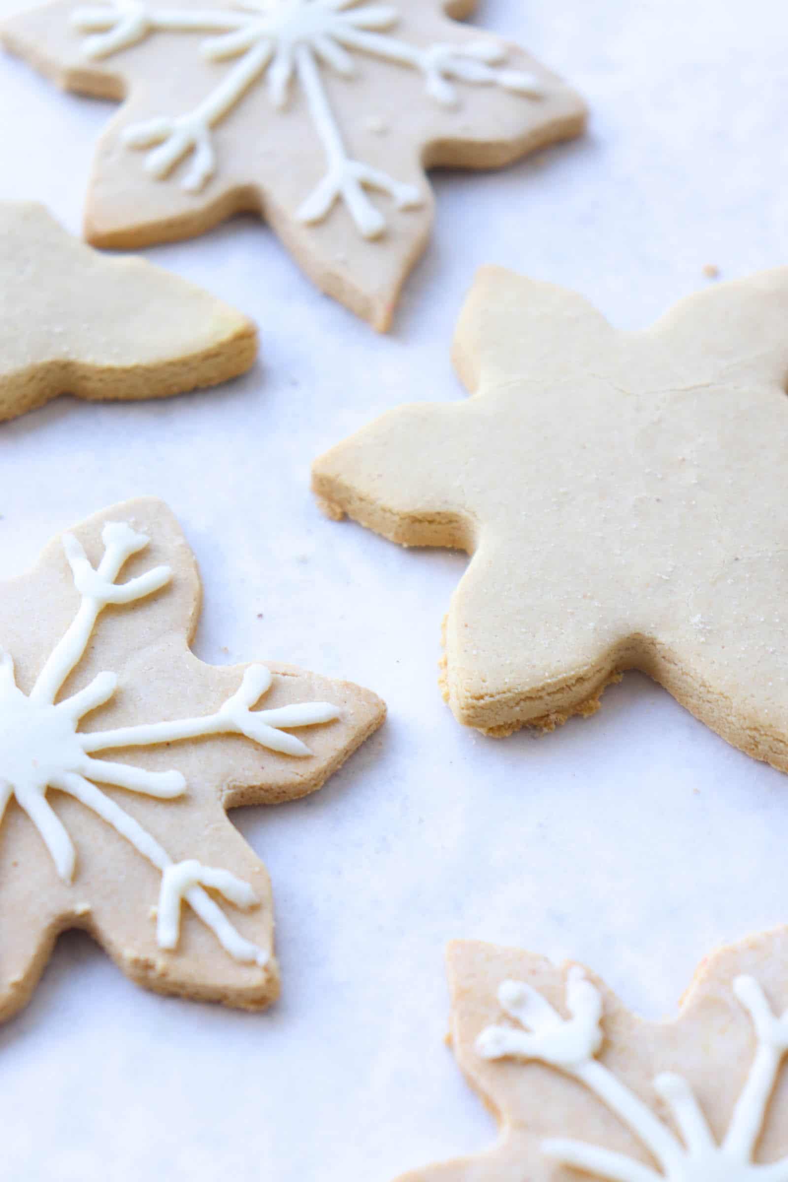 Soft Gingerbread Cookies with Maple Glaze Recipe - Pinch of Yum