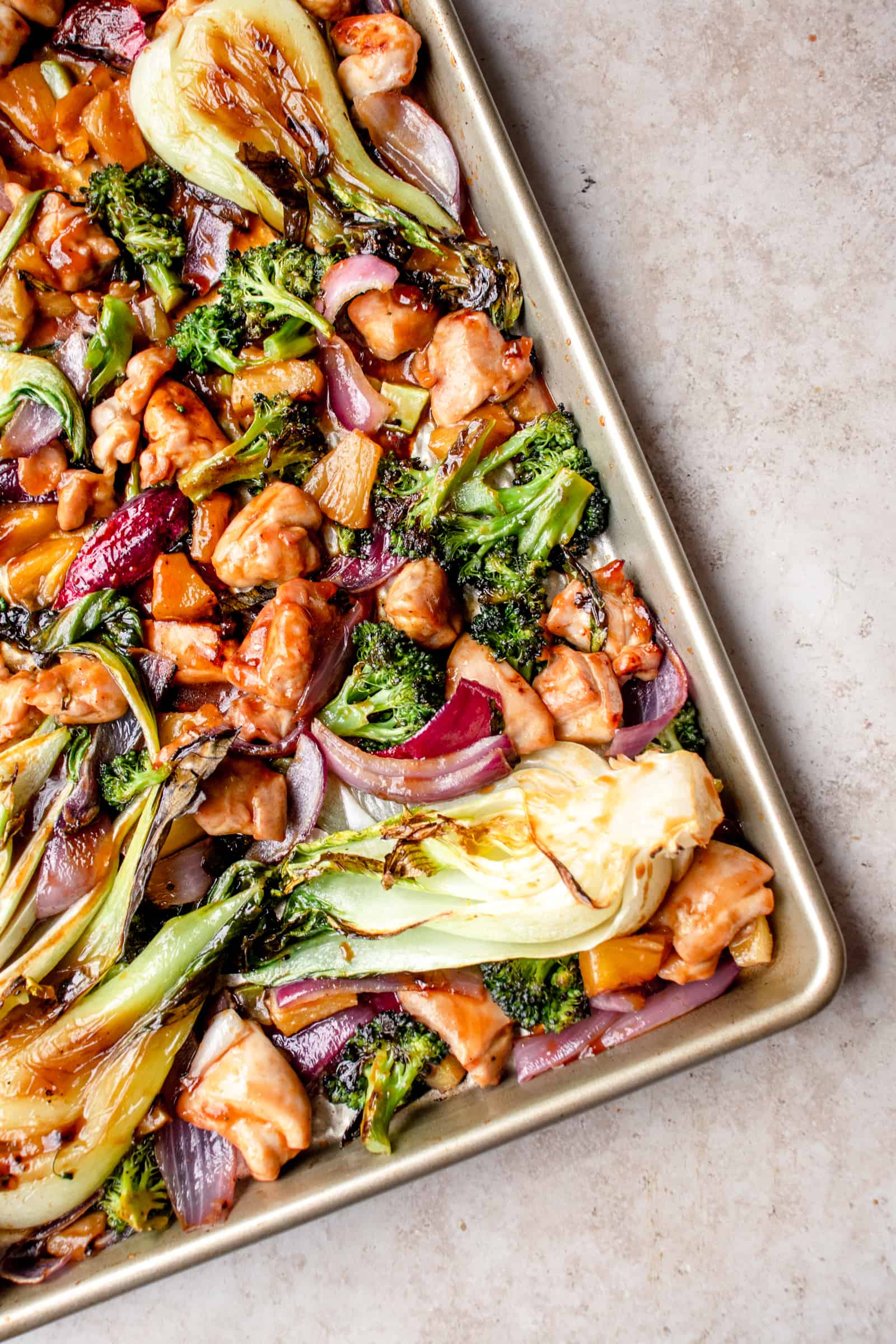 https://healmedelicious.com/wp-content/uploads/2023/01/Sheet-Pan-Paleo-Sweet-and-Sour-Chicken-and-Vegetables-AIP-8.jpg