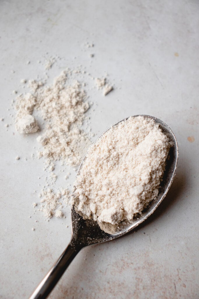 Learn How to Make Oat Flour